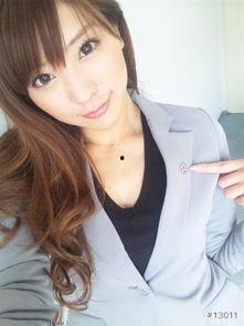 三十五岁日韩美女视频,三十五岁日韩美女风采展示